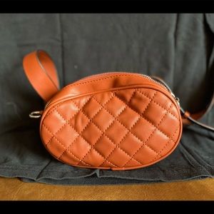 Brown, textured Fanny pack